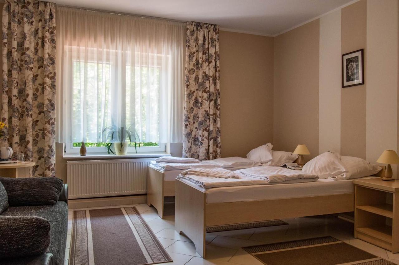 Kompleks Wypoczynkowo-Konferencyjny Mazur-Syrenka Krutyń Dış mekan fotoğraf
